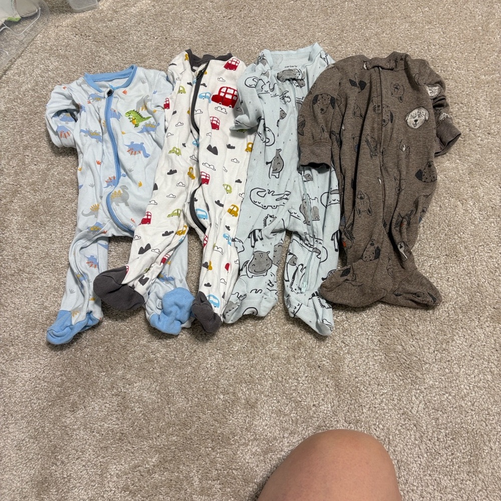Sleepers - 3 month carters/tuffy